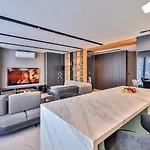 3 Bedroom Seaview With Private Pool And Garden *