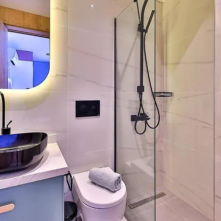 3 Bedroom Seaview With Private Pool And Garden *