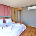 3 Bedroom Seaview With Private Pool And Garden Willa Kalkan