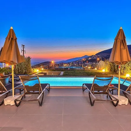 3 Bedroom Seaview With Private Pool And Garden 빌라 칼칸