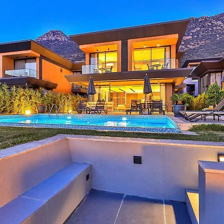 3 Bedroom Seaview With Private Pool And Garden * 칼칸