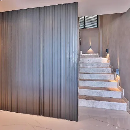 3 Bedroom Seaview With Private Pool And Garden