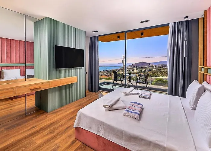 3 Bedroom Seaview With Private Pool And Garden Villa