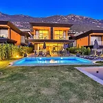 3 Bedroom Seaview With Private Pool And Garden Калкан
